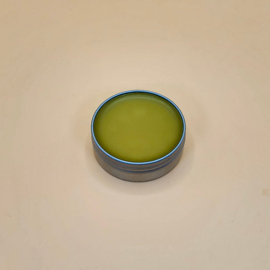 Natural Muscle & Joint salve is designed to provide relief and promote healing for a variety of skin concerns. The warming properties of wintergreen, combined with the cooling effect of ginger, can help soothe tense muscles and promote relaxation after physical activity. 