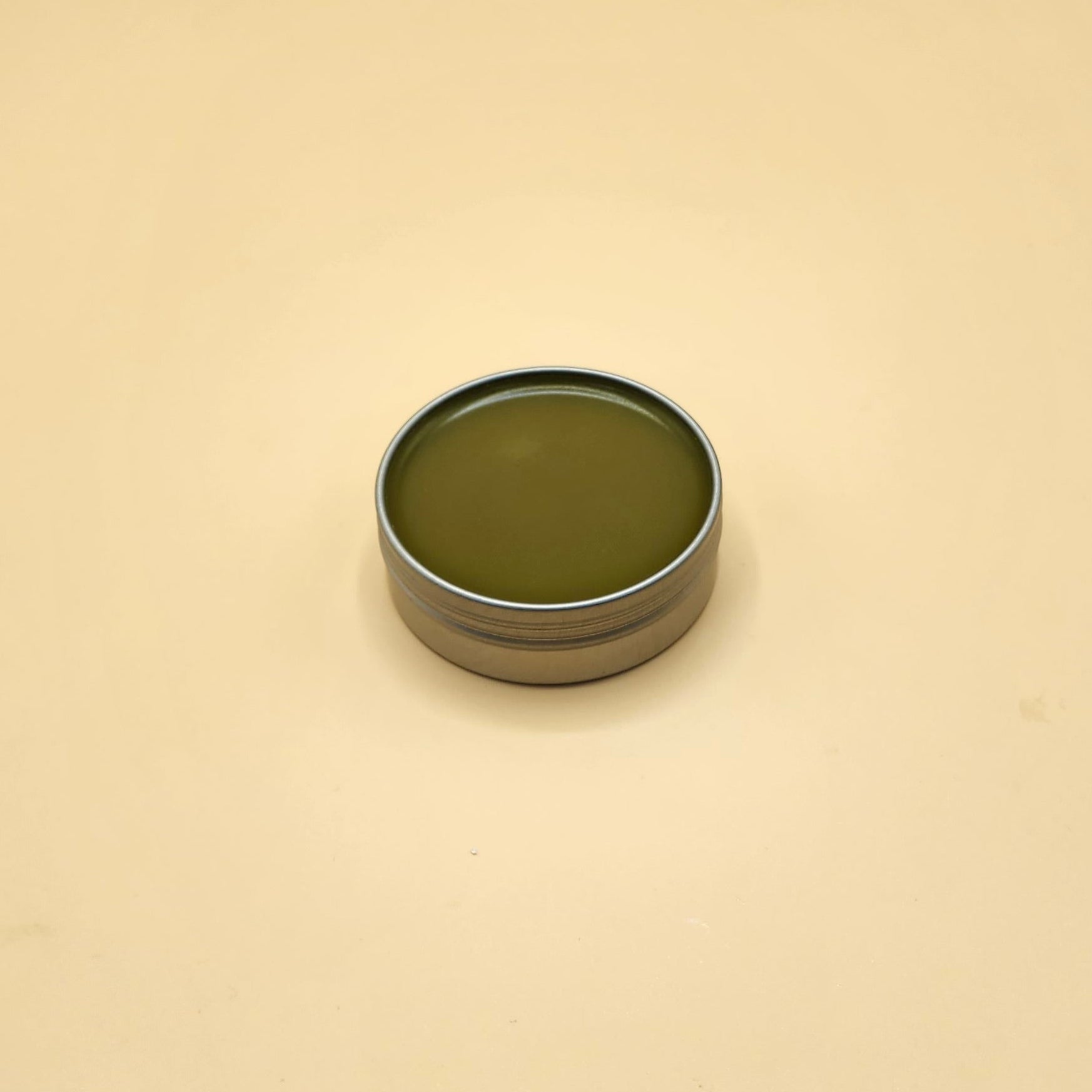 Black walnut leaves are known for their medicinal properties, and when used in a salve, they can offer several skin benefits, including: Antifungal Properties, Anti-Inflammatory Effects, Astringent Qualities, Wound Healing.